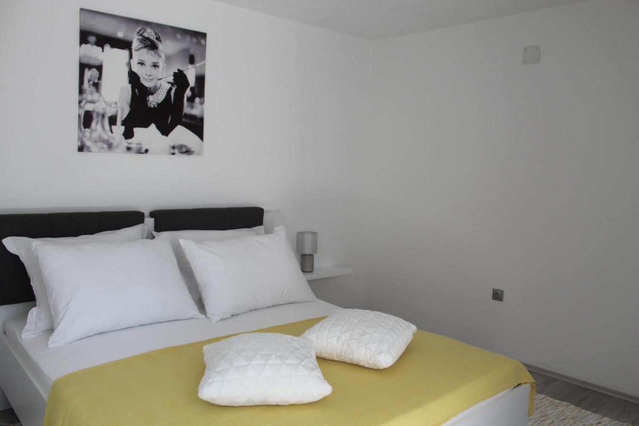 Apartment River Klis Екстер'єр фото